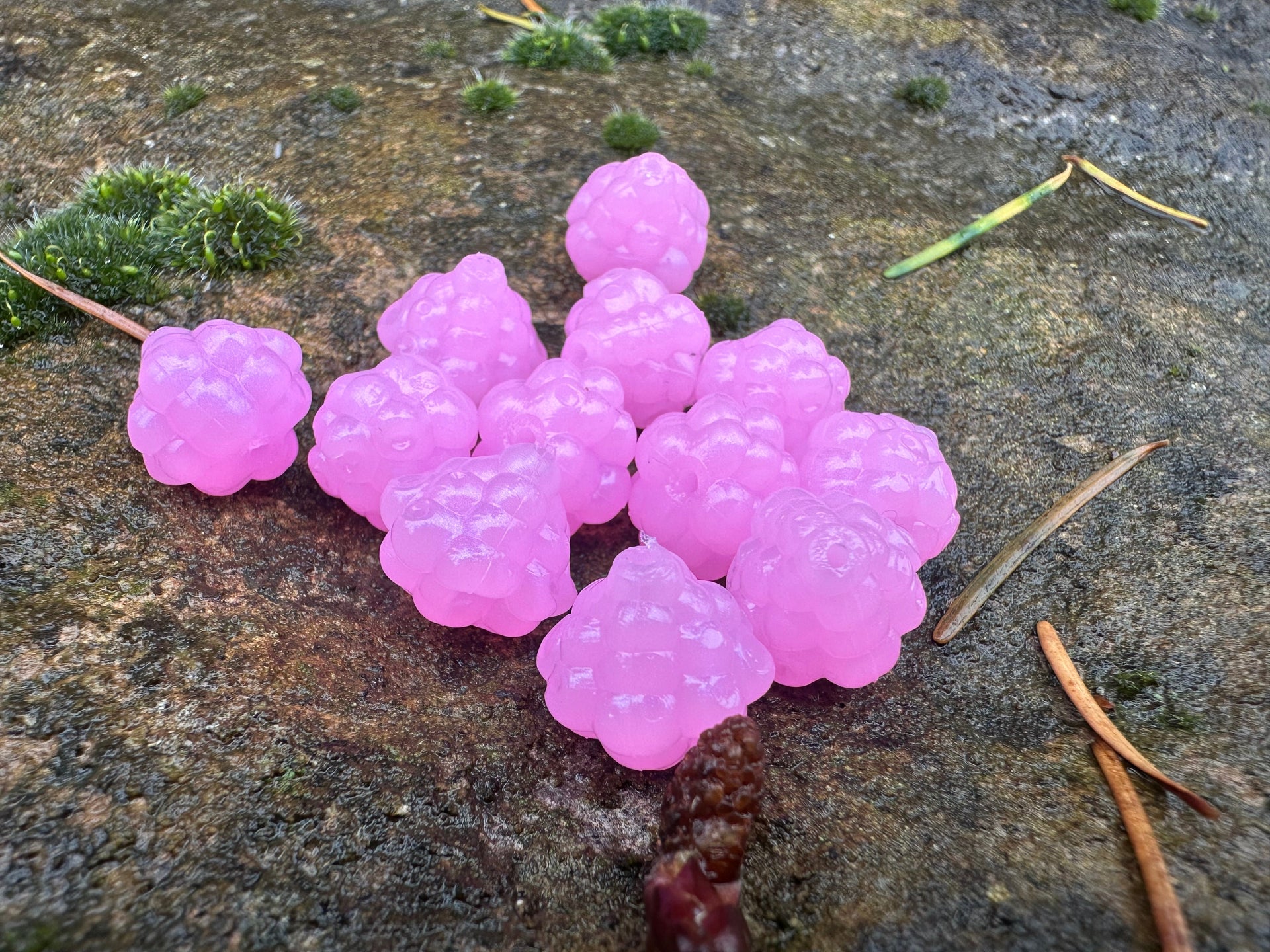 VIP Outdoors Soft Cluster "Sandy Pink"  15mm - 10pack - STLHD GEAR 